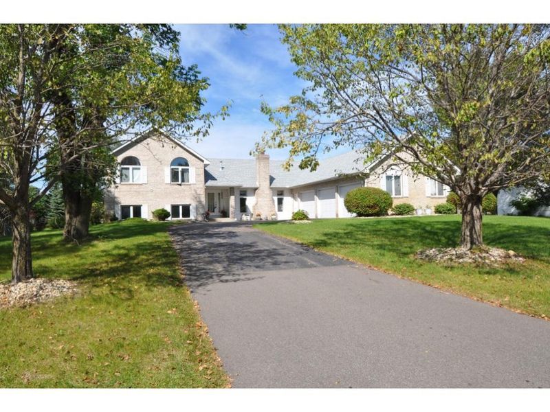 16030 Makah St NW, Andover, MN 55304