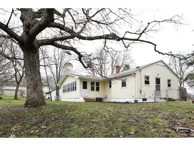 5634 E Glen Moor Rd, Minnetonka, MN 55345