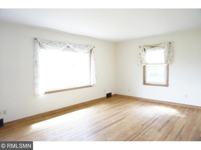 821 Willis St, Dassel, MN 55325