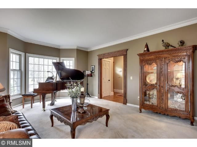 20625 Linwood Rd, Excelsior, MN 55331