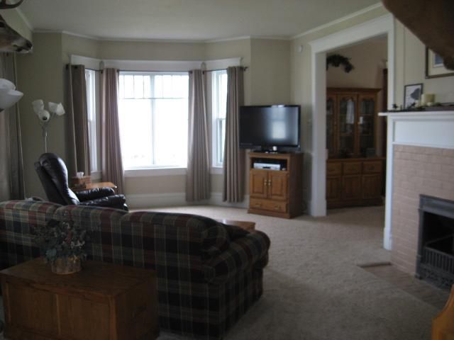 121 Phelps St, Owatonna, MN 55060