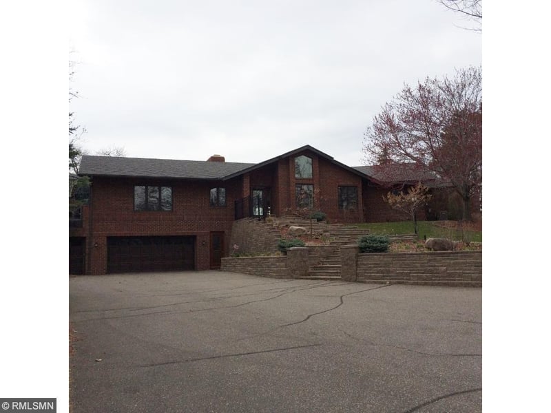 7020 Willow Creek Rd, Eden Prairie, MN 55344