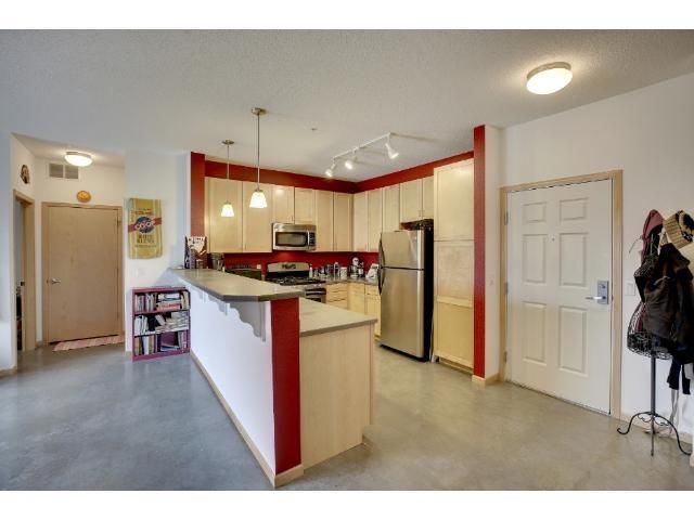 2929 21st Ave S #207, Minneapolis, MN 55407