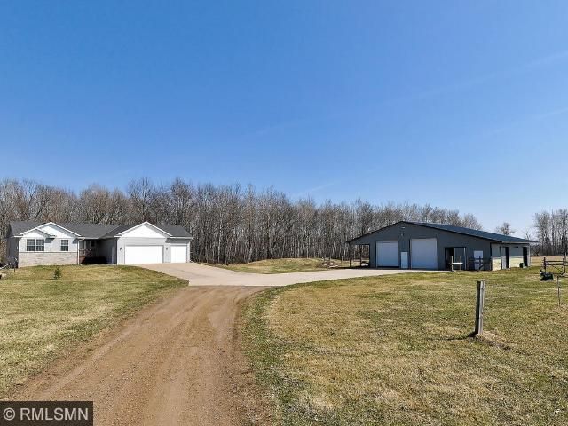 9754 95th Ave, Milaca, MN 56353