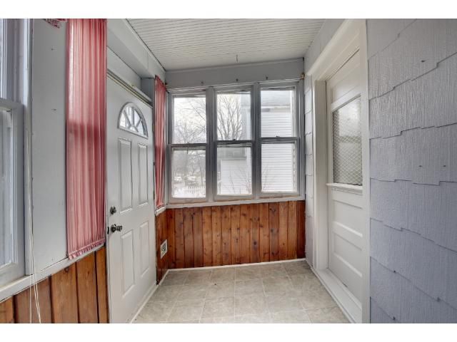 848 Lawson Ave E, Saint Paul, MN 55106