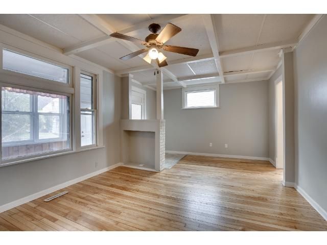 848 Lawson Ave E, Saint Paul, MN 55106
