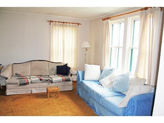 101 Main St E, Cannon Falls, MN 55009