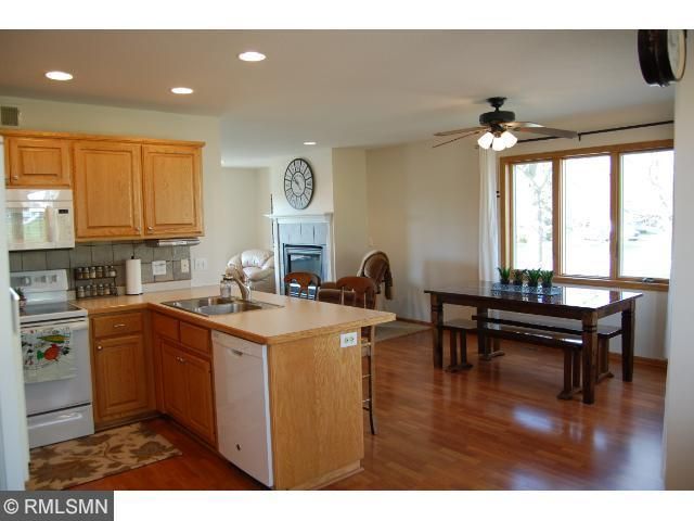 345 Klarsyn St SE, Cokato, MN 55321