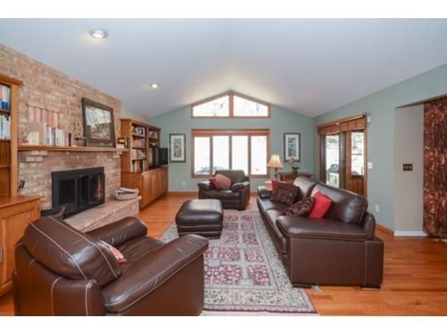 7716 W 84th Street Cir, Bloomington, MN 55438
