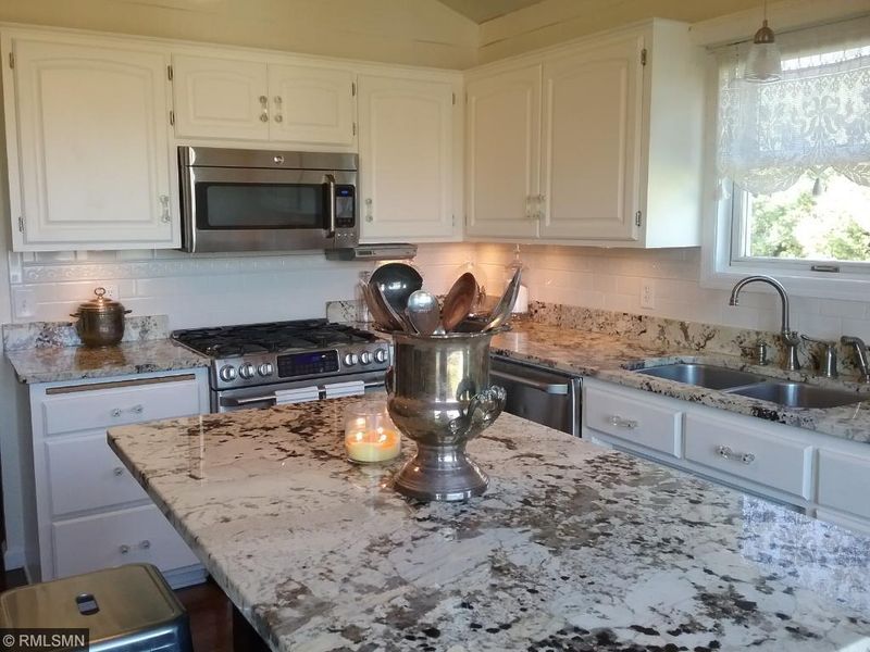9060 245th Ave NE, Stacy, MN 55079