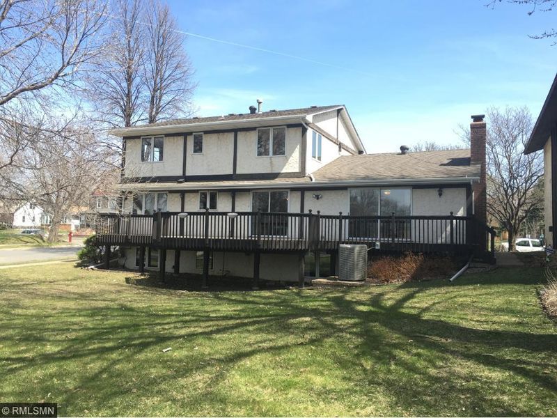 638 Main St NE, Minneapolis, MN 55413