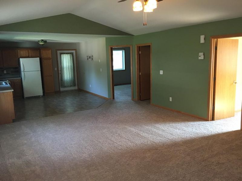 825 6th St W, Hastings, MN 55033
