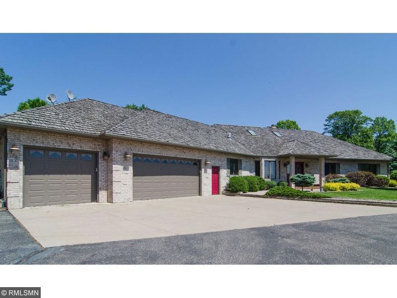 27893 Bayview Dr, Red Wing, MN 55066