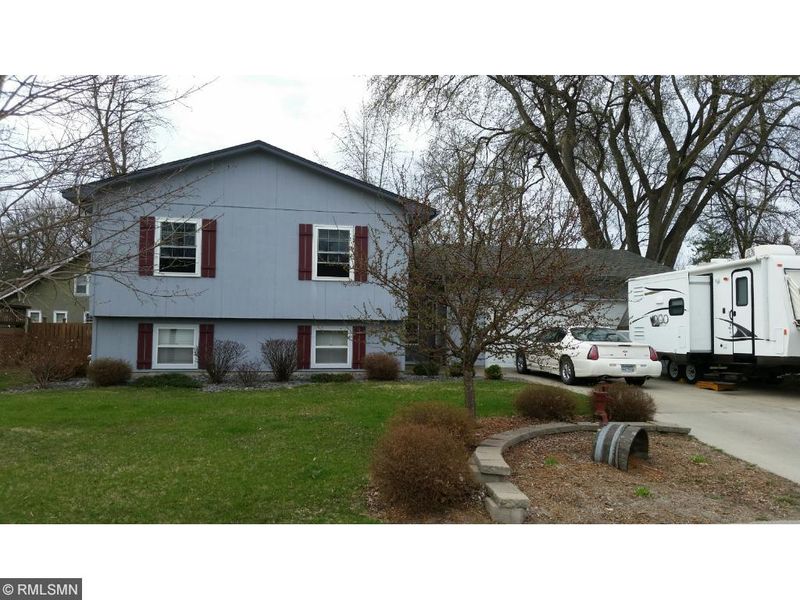 216 E Butler St, Litchfield, MN 55355