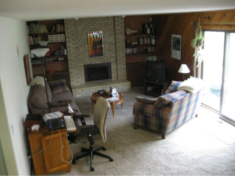8305 Pleasant View Dr, Mounds View, MN 55112