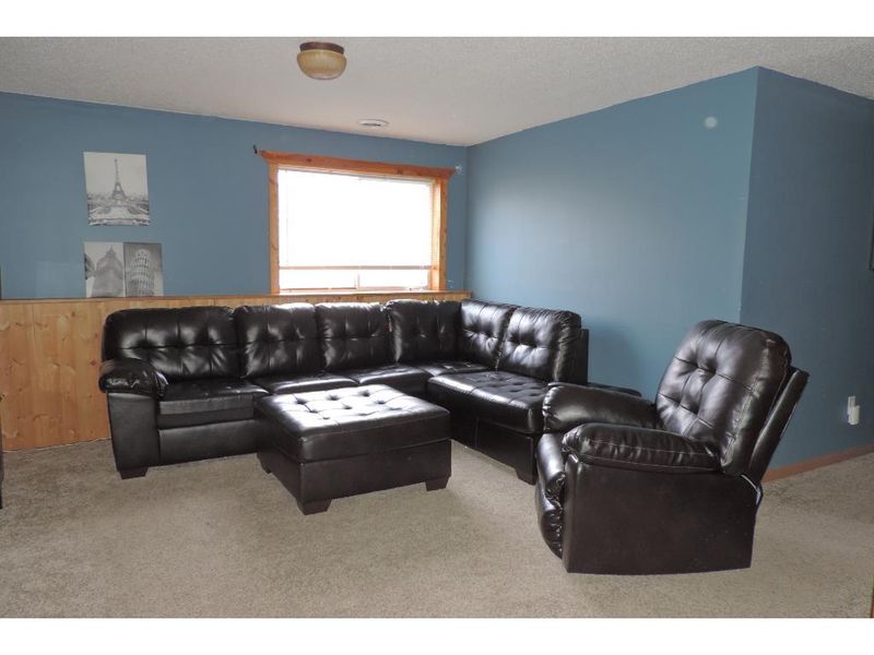 11275 Monroe Dr SE, Becker, MN 55308