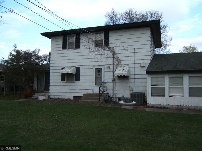 7541 Major Ave N, Brooklyn Park, MN 55443