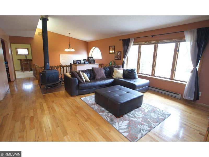 202 Ridge Dr, Brainerd, MN 56401