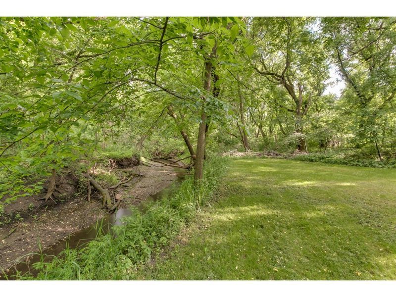 8160 E 250th St, Elko, MN 55020