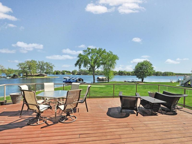 6845 Cardinal Cove Dr, Mound, MN 55364