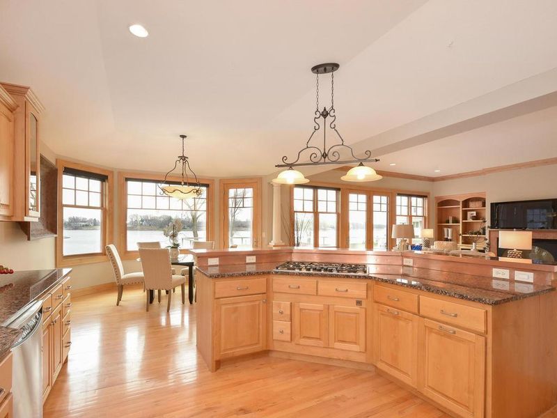 6845 Cardinal Cove Dr, Mound, MN 55364