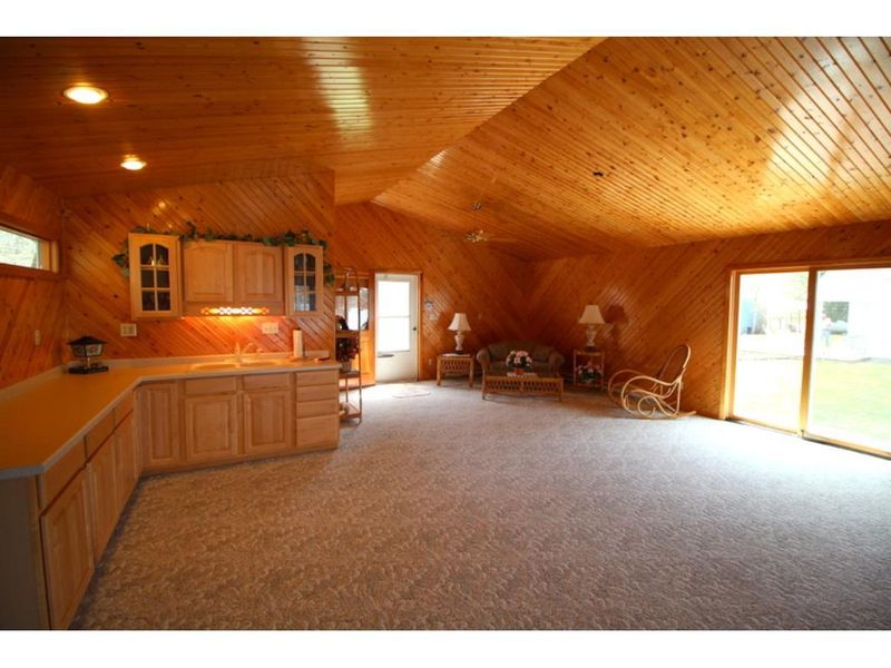 21177 Lake Ave, Riverton, MN 56455