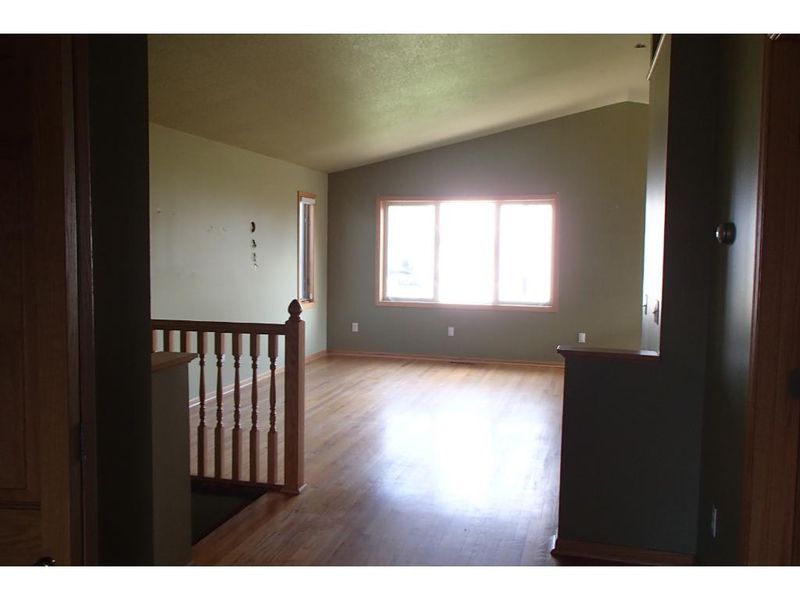 534 Terrace Rd NW, Saint Michael, MN 55376