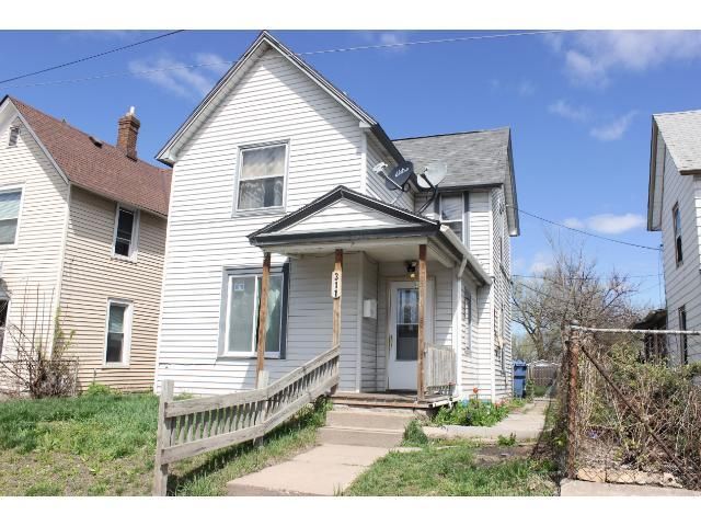 311 Lowry Ave NE, Minneapolis, MN 55418