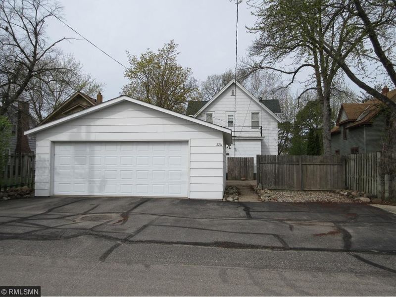 226 14th Ave S, Saint Cloud, MN 56301