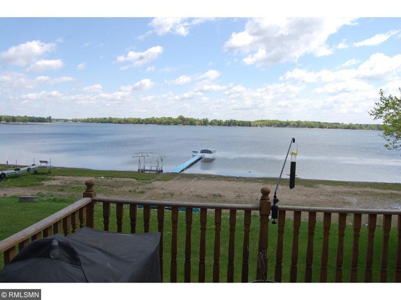 29535 Neal Ave, Lindstrom, MN 55045