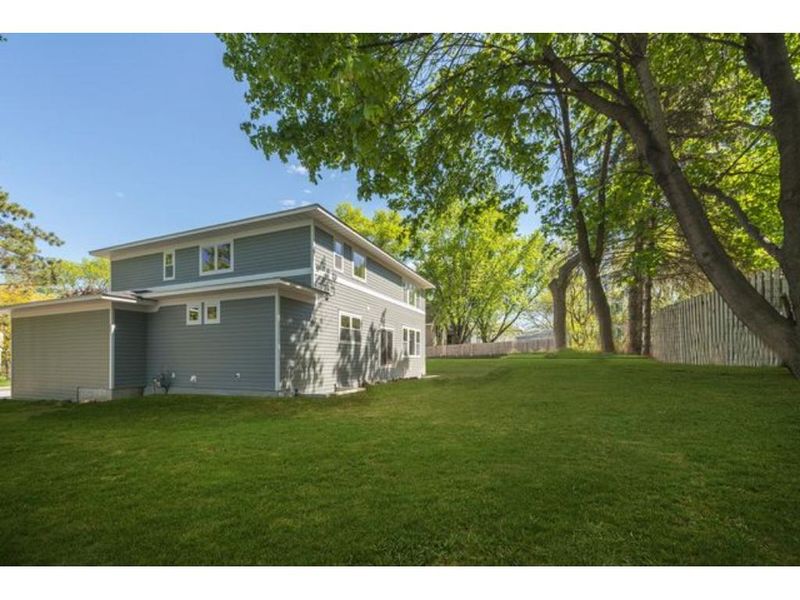 6408 Ryan Ave, Edina, MN 55435