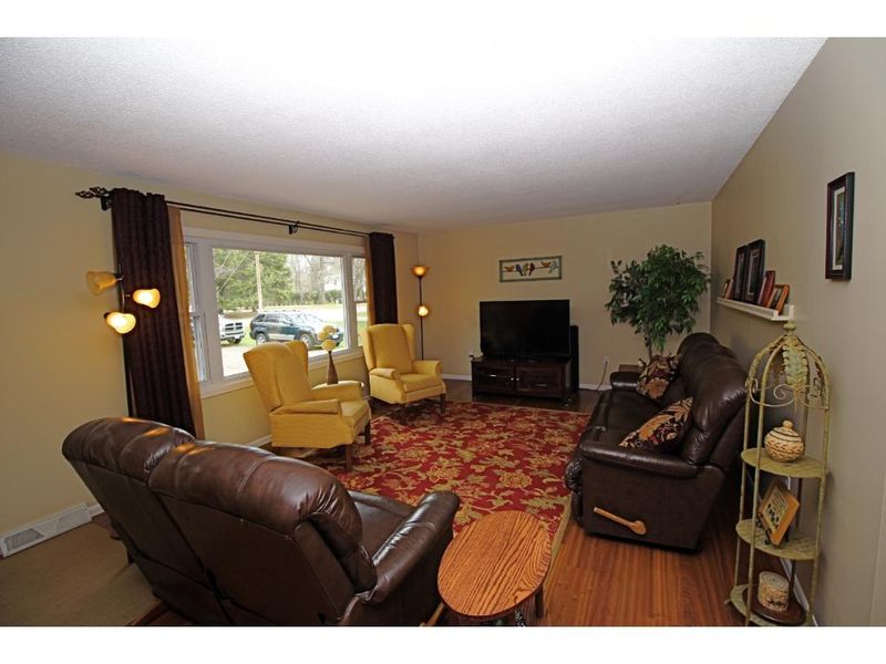 4769 Oak St, Brainerd, MN 56425