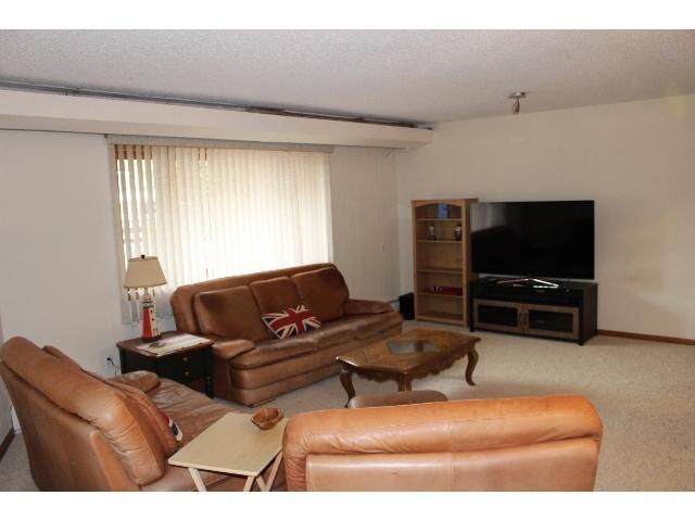 5440 Three Points Blvd #512, Mound, MN 55364