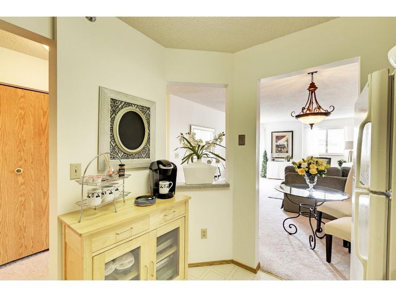 78 10th St E #R904, Saint Paul, MN 55101