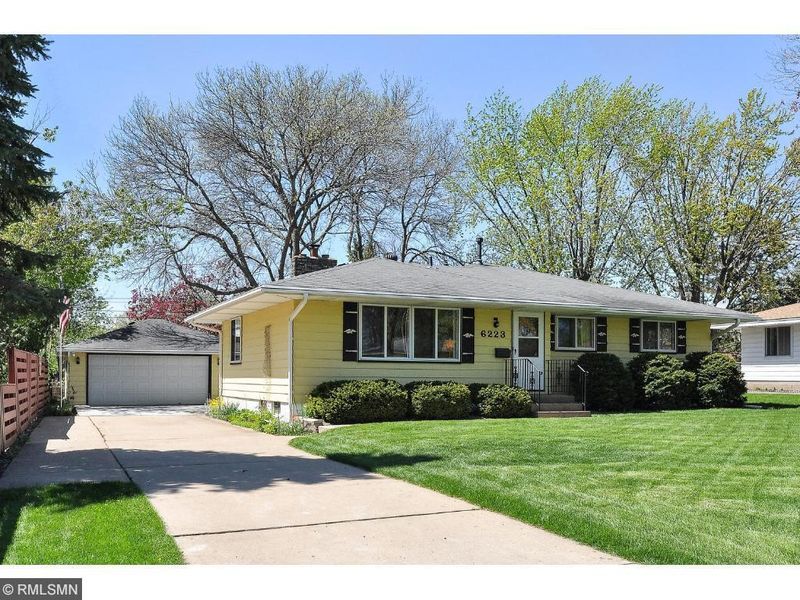6223 Major Ave N, Brooklyn Center, MN 55429