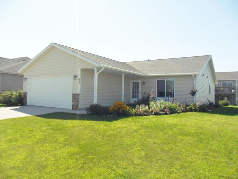 6912 22nd St N, Saint Cloud, MN 56303