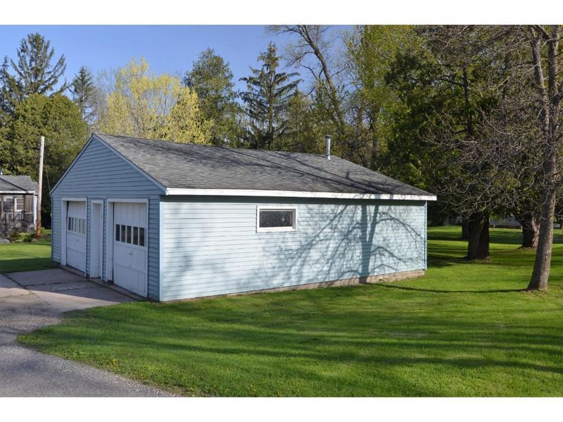24401 Old Camp Ln, Red Wing, MN 55066
