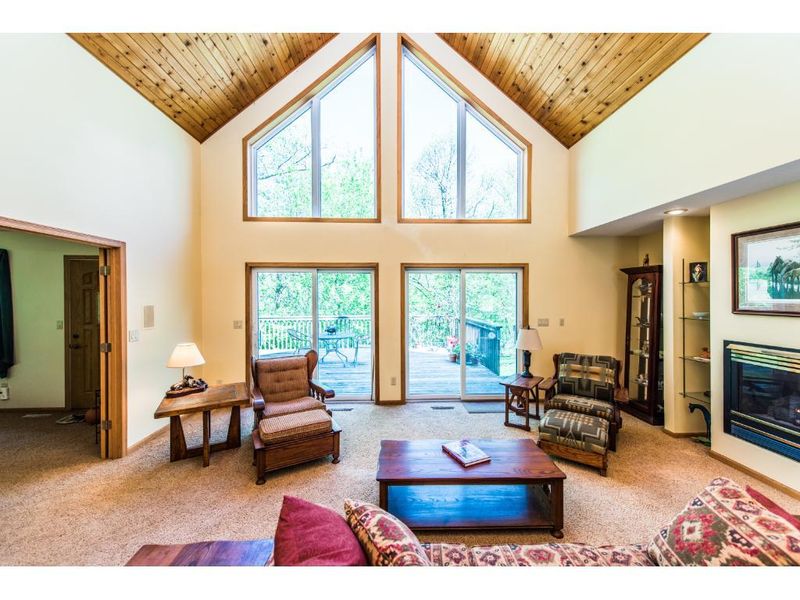 21741 Inga Ave, Hampton, MN 55031