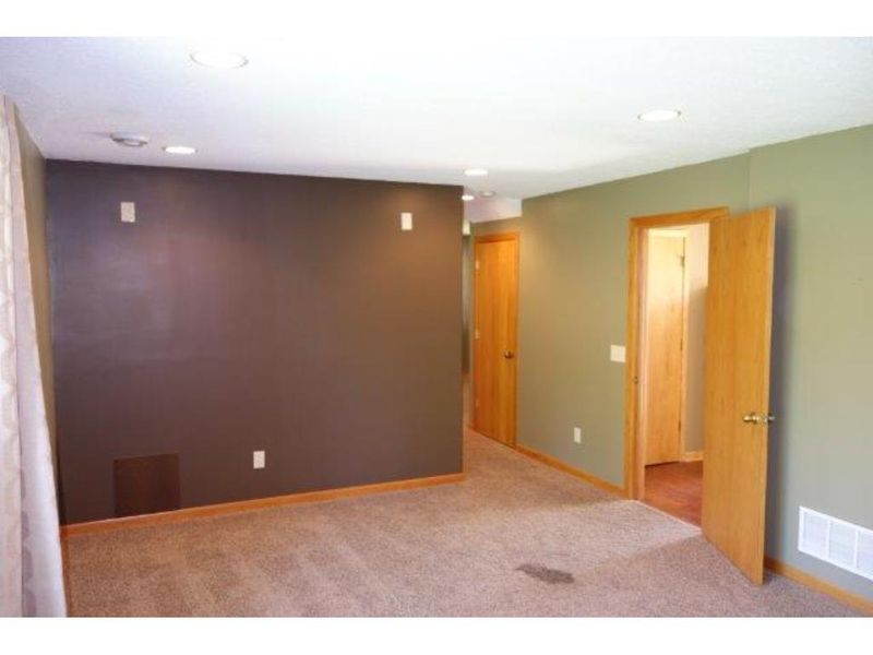 846 Florida St SW, Lonsdale, MN 55046
