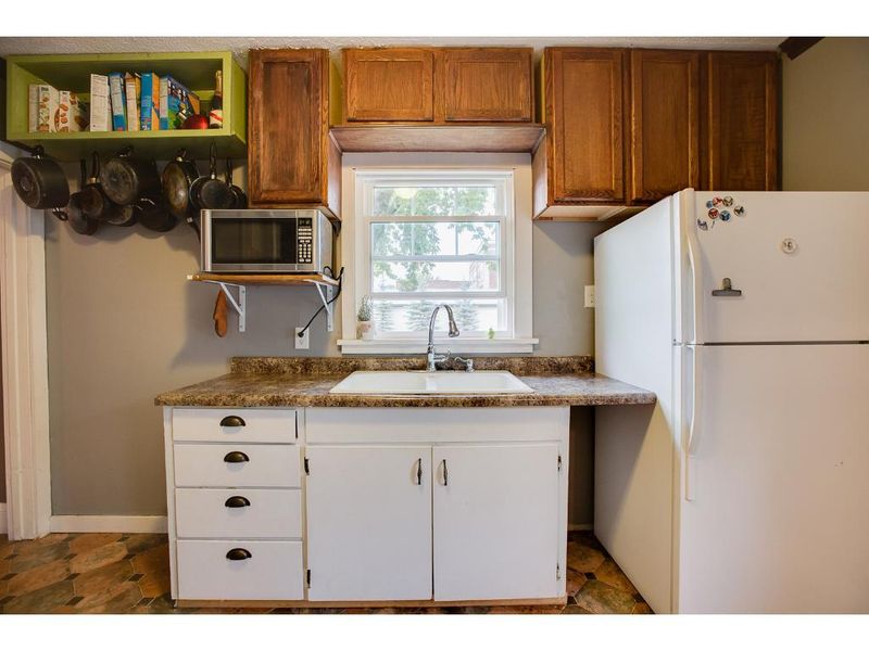 260 2nd Ave SE, Milaca, MN 56353