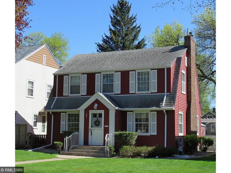 704 Arlington Ave E, Saint Paul, MN 55106