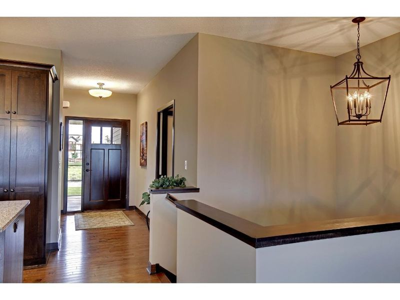 11125 Bushel Curve, Woodbury, MN 55129