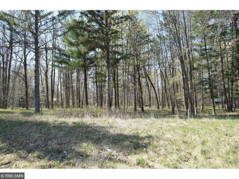 3058 6th Ave NW, Hackensack, MN 56452