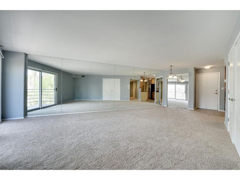 1200 Nicollet Ave #508, Minneapolis, MN 55403