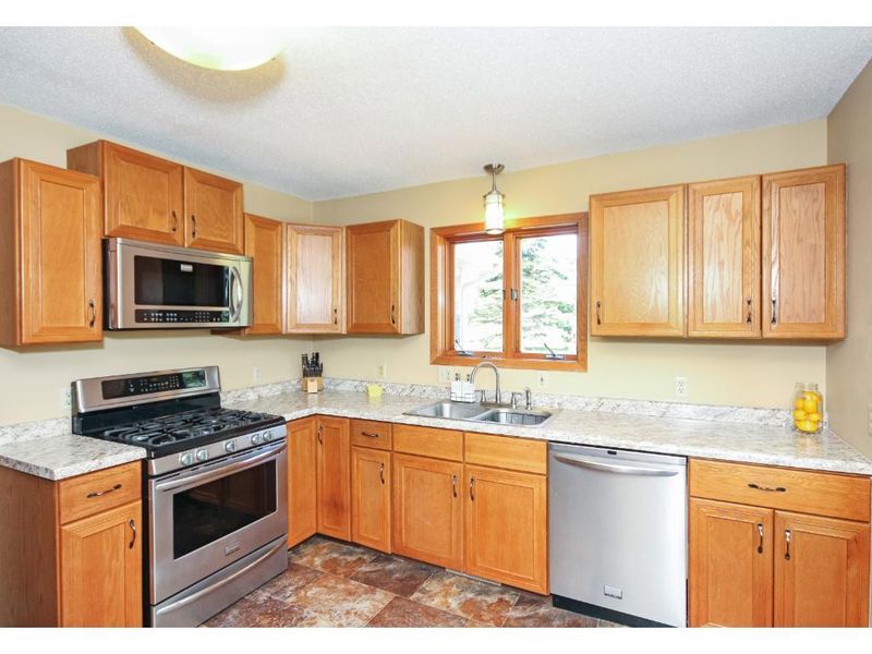 24675 Esquire Blvd, Forest Lake, MN 55025