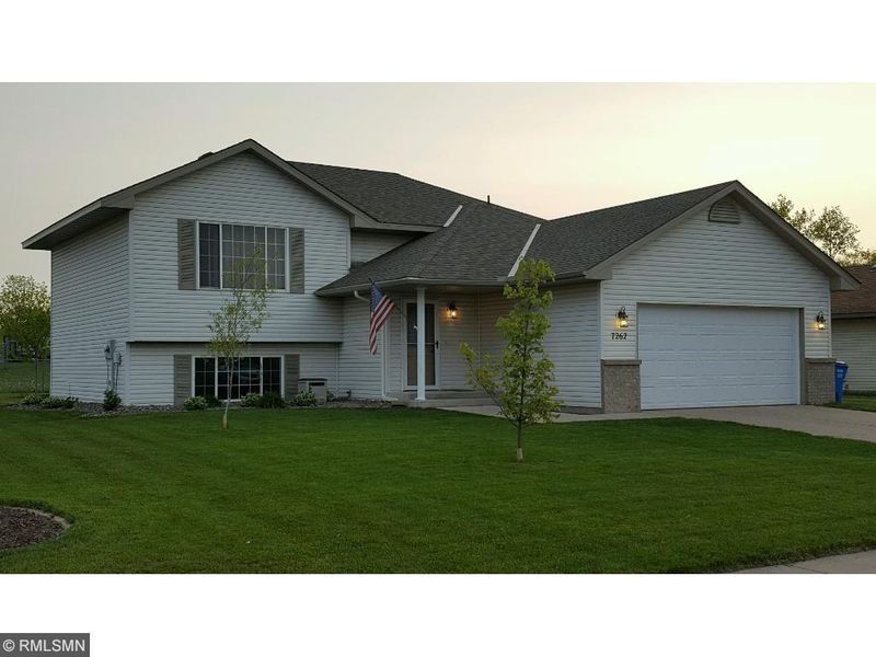 7262 376th St, North Branch, MN 55056