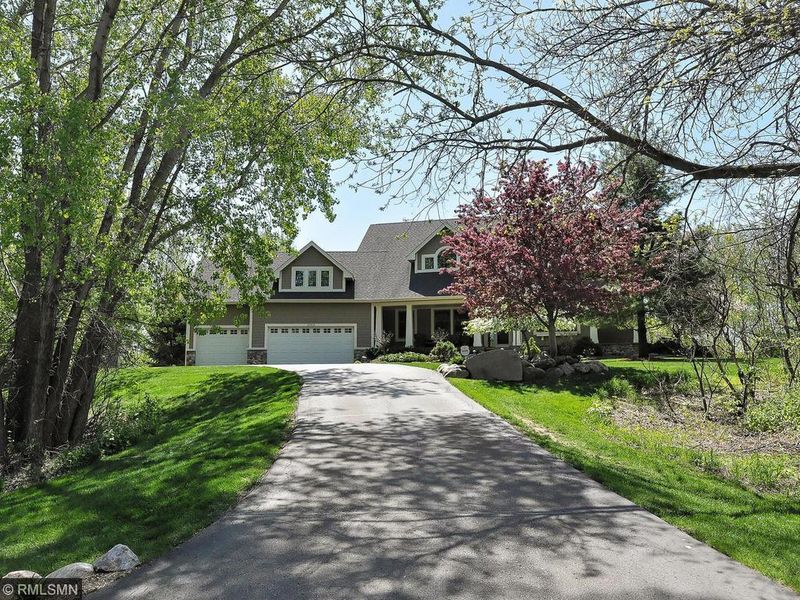 27615 Woodside Rd, Excelsior, MN 55331
