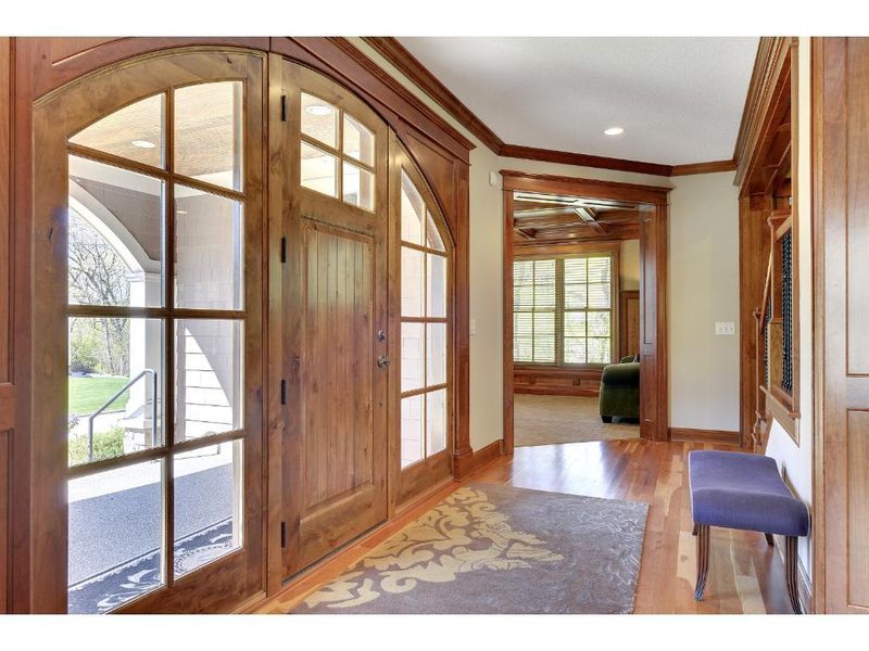 14702 Williston Glen, Minnetonka, MN 55345