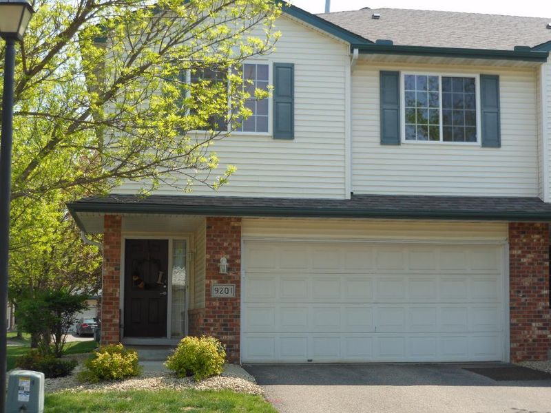 9201 E Point Douglas Ln S, Cottage Grove, MN 55016