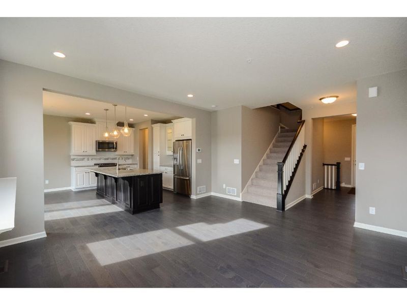 6983 Crosby Ct, Minnetrista, MN 55331